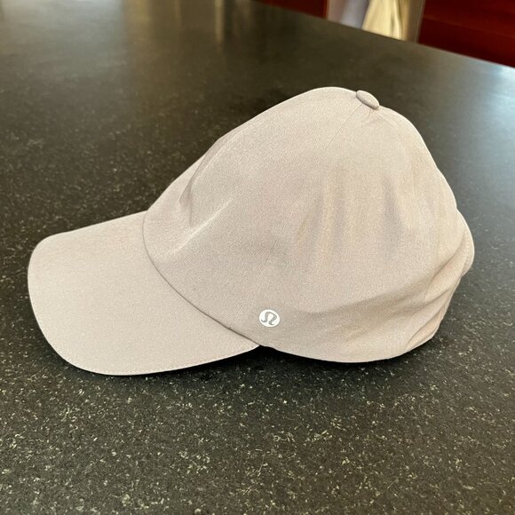 Lululemon Fast and Free Running Hat One Size Lunar Rock Grayish Brown Color EUC - Picture 6 of 7